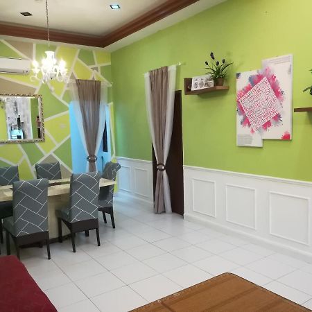 D Wangi Homestay Pasir Gudang At Ecotropic المظهر الخارجي الصورة