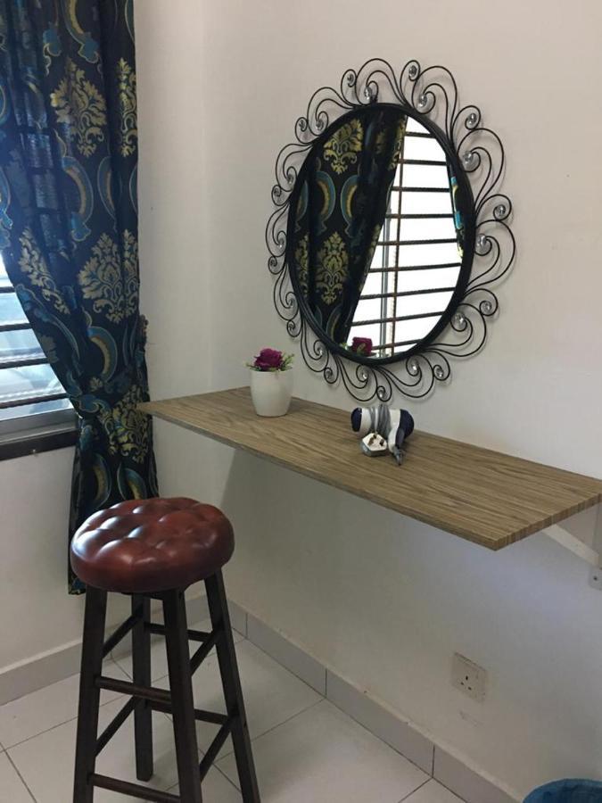 D Wangi Homestay Pasir Gudang At Ecotropic المظهر الخارجي الصورة