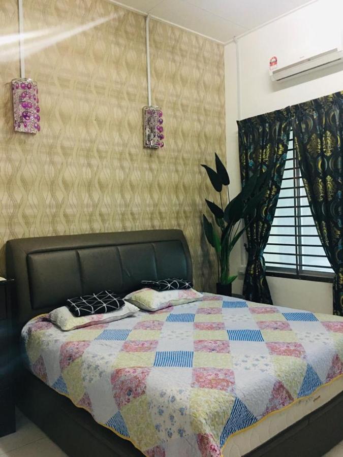 D Wangi Homestay Pasir Gudang At Ecotropic المظهر الخارجي الصورة